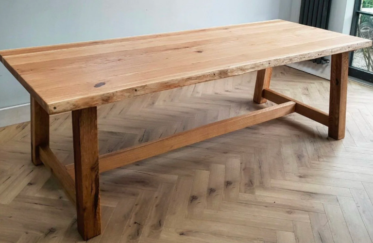 Dining Table 'Semanggi' - 220 cm