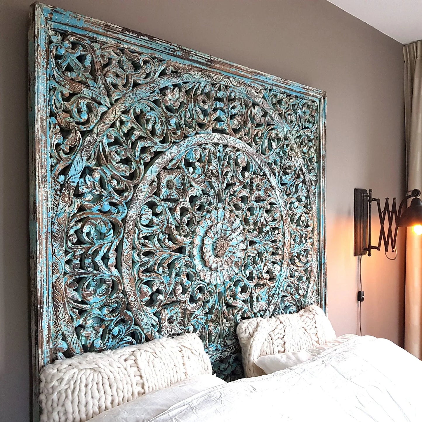 Custom Carved Bed Headboard "Dahayu" - 125cm