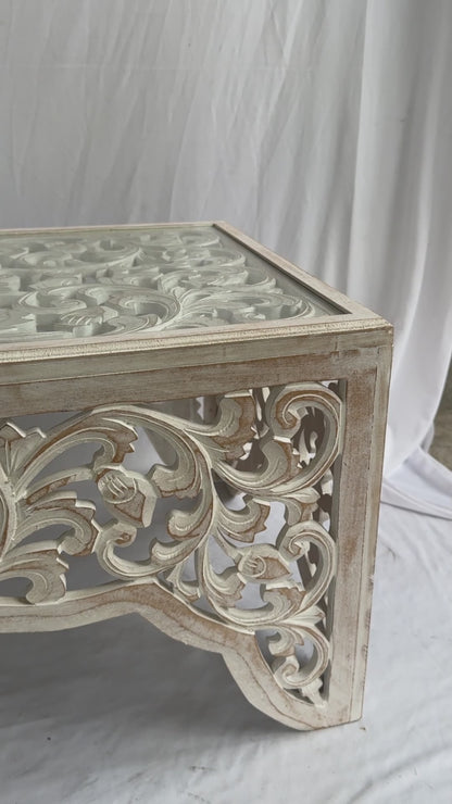 Carved Coffee Table "Salira" - White Antic Wash