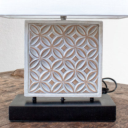 Carved Table Lamp 'Batik' - White